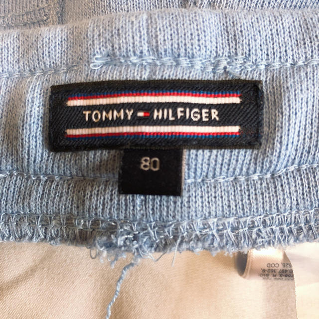 TOMMY HILFIGER(トミーヒルフィガー)の子供用 ズボン キッズ/ベビー/マタニティのベビー服(~85cm)(パンツ)の商品写真