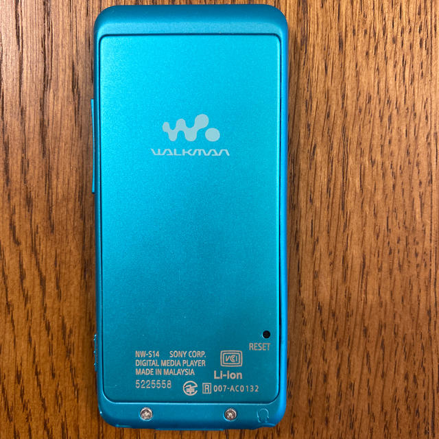 WALKMAN(ウォークマン)のソニー　ウォークマン　NW-S14 ブルー スマホ/家電/カメラのオーディオ機器(ポータブルプレーヤー)の商品写真