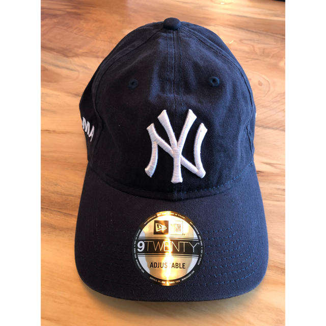 新品 US限定 MOMA x Yankees New Era Cap ブラック - キャップ