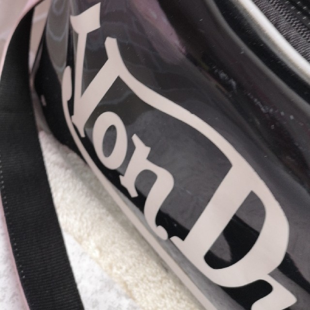 Von Dutch(ボンダッチ)のスポーツバッグ★エナメル☆ビッグ レディースのバッグ(ショルダーバッグ)の商品写真