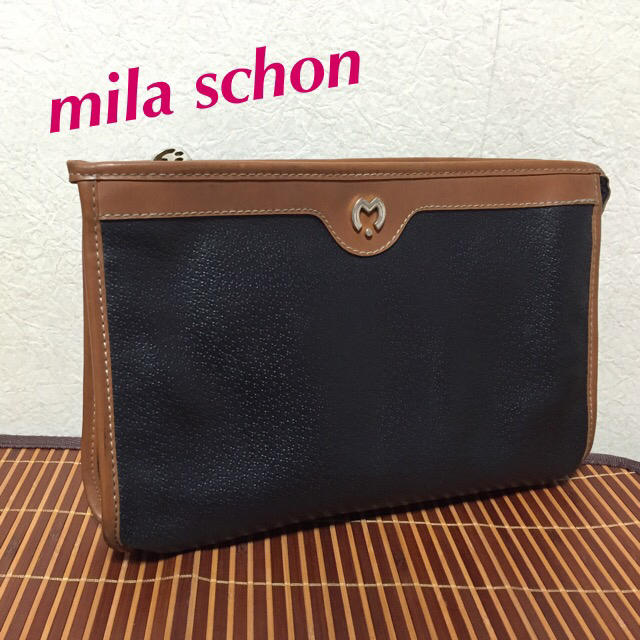 mila schon(ミラショーン)のビンテージイタリー製mila schon レディースのバッグ(クラッチバッグ)の商品写真