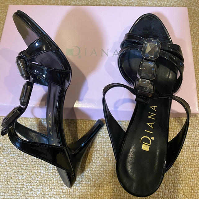 DIANA - 美品☆DIANAサンダルの通販 by m.o.m.o's shop|ダイアナなら DIANA - 美品☆DIANAサンダルの通販 by m.o.m.o's shop|ダイアナなら