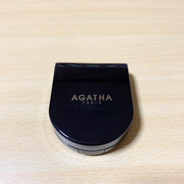 AGATHA(アガタ)のAGATHA PARIS クッションファンデ コスメ/美容のベースメイク/化粧品(ファンデーション)の商品写真