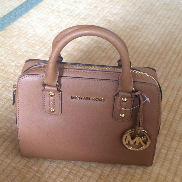 Michael Kors(マイケルコース)の【未使用】マイケルコース サシェル レディースのバッグ(ハンドバッグ)の商品写真