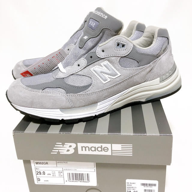 New Balance(ニューバランス)のnew balance M992GR 29.0cm ニューバランス メンズの靴/シューズ(スニーカー)の商品写真