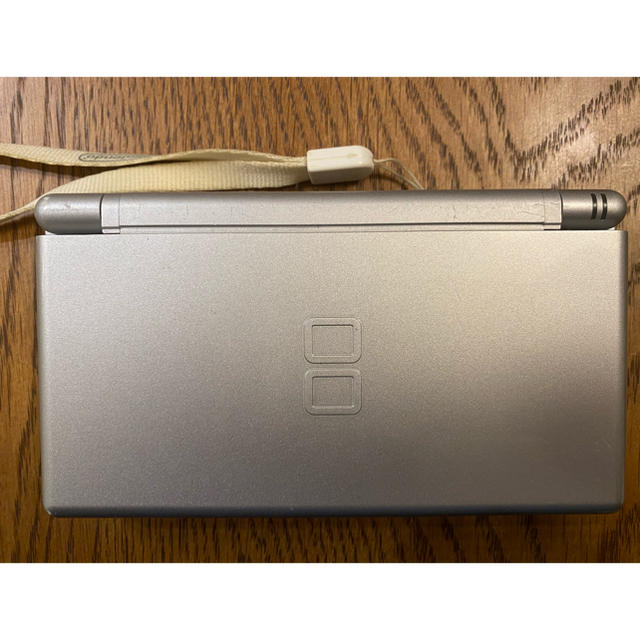 ニンテンドーDS(ニンテンドーDS)の任天堂 DS lite 本体 ソフト3つセット エンタメ/ホビーのゲームソフト/ゲーム機本体(携帯用ゲーム機本体)の商品写真