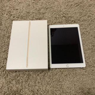 アイパッド(iPad)のiPadAir2  32GB  (タブレット)