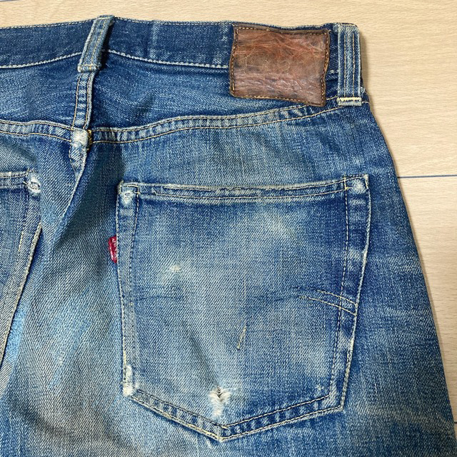 Levi's(リーバイス)の40s 50s 革パッチ オリジナル 片面 ハチノス  メンズのパンツ(デニム/ジーンズ)の商品写真