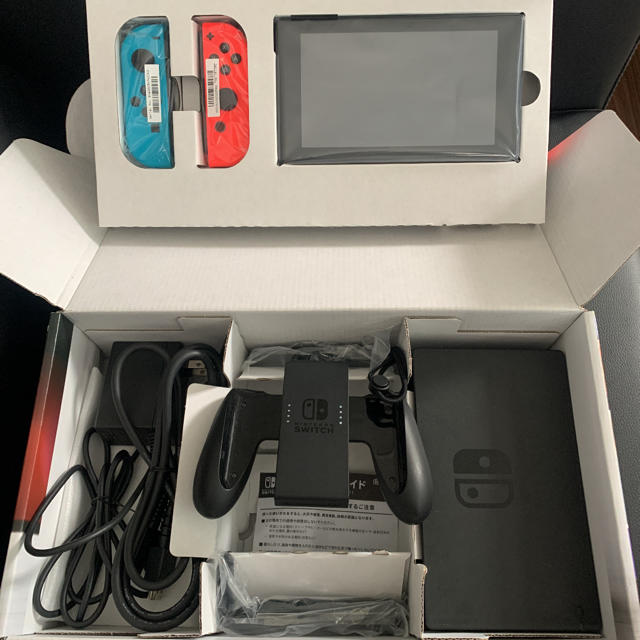 Nintendo  Switch家庭用ゲーム機本体