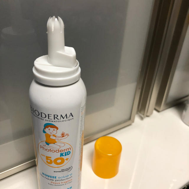 BIODERMA(ビオデルマ)のビオデルマ フォトデルム キッズ SPF50 サンフォーム コスメ/美容のボディケア(日焼け止め/サンオイル)の商品写真