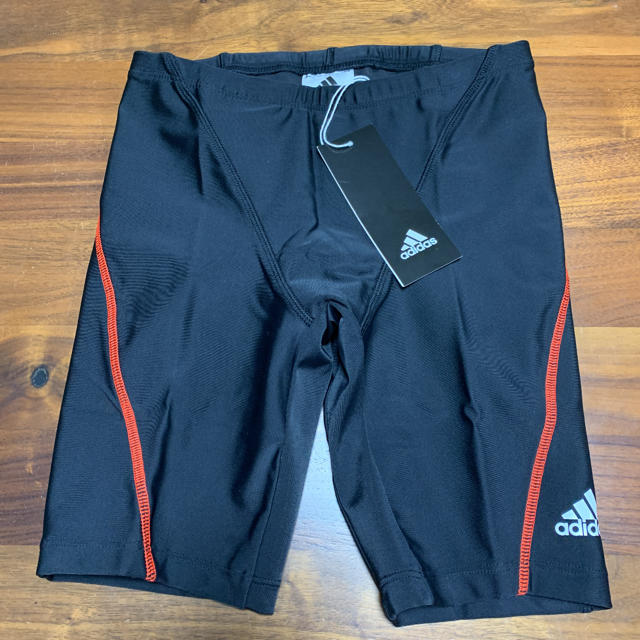 adidas(アディダス)のアディダス　水着　140cm  キッズ　ジュニア キッズ/ベビー/マタニティのキッズ服男の子用(90cm~)(水着)の商品写真