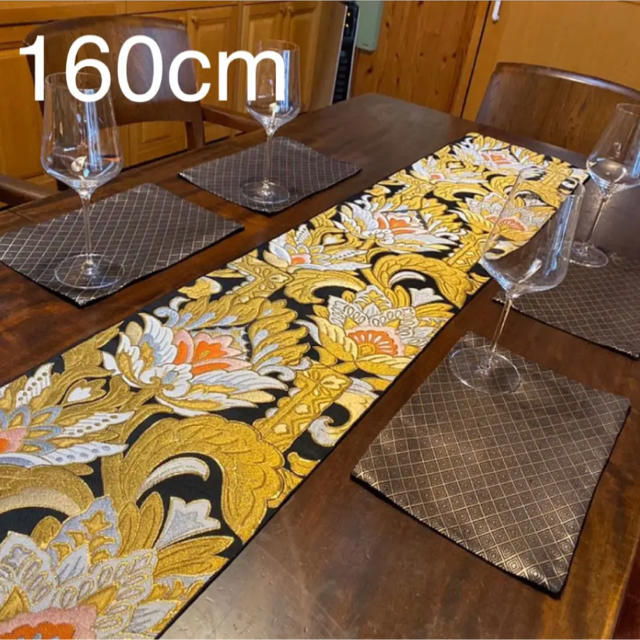 ◼︎42◼︎豪華な金糸の帯　テーブルランナー(160cm)【帯リメイク】