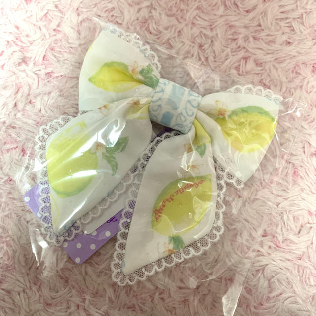 Angelic Pretty(アンジェリックプリティー)のAngelic Pretty♡Fruity Lemon ヘアクリップ♡リボン レディースのヘアアクセサリー(バレッタ/ヘアクリップ)の商品写真