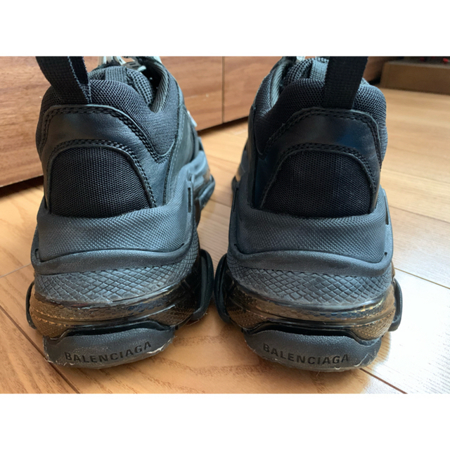 Balenciaga(バレンシアガ)のかいき様専用 BALENCIAGA triple S サイズ41 メンズの靴/シューズ(スニーカー)の商品写真