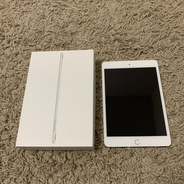 iPad(アイパッド)のBig.G様専用 スマホ/家電/カメラのスマートフォン/携帯電話(スマートフォン本体)の商品写真