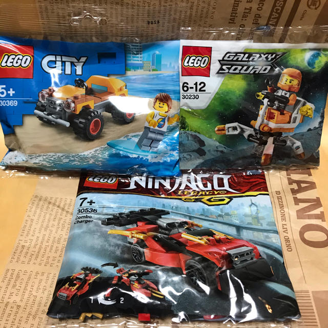 Lego(レゴ)のレゴ 3点 ミニセット ポリバッグ ニンジャゴー ギャラクシースカッド エンタメ/ホビーのおもちゃ/ぬいぐるみ(キャラクターグッズ)の商品写真