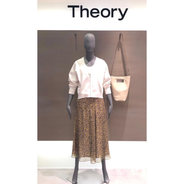 theory(セオリー)のyuka様専用 Theory 20ss ロングスカート レディースのスカート(ロングスカート)の商品写真