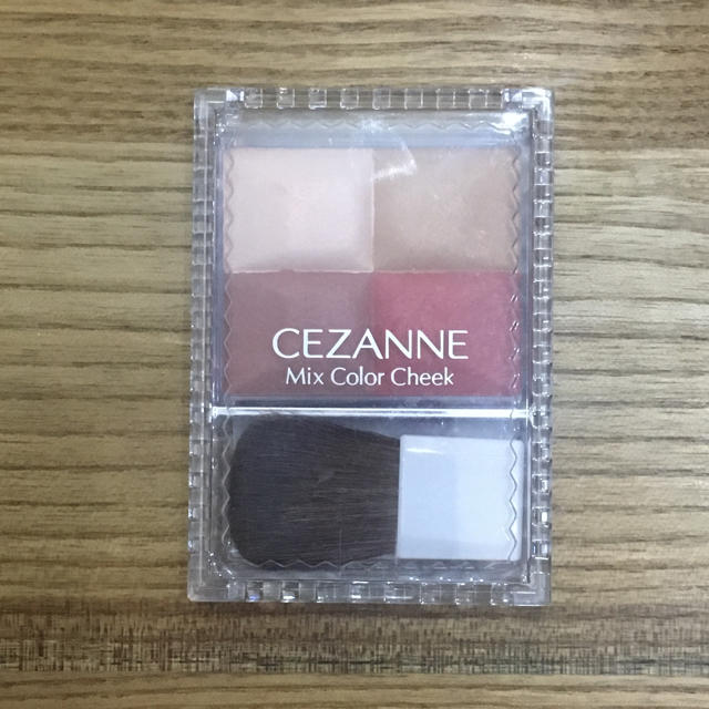 CEZANNE（セザンヌ化粧品）(セザンヌケショウヒン)の新同！セザンヌCEZANNE ミックスカラーチーク05/ コントゥア ハイライト コスメ/美容のベースメイク/化粧品(チーク)の商品写真