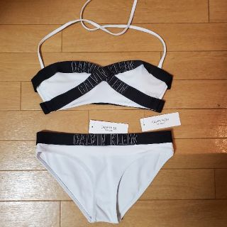 カルバンクライン(Calvin Klein)のカルバン・クライン水着　上S下XS新品(ブラ&ショーツセット)