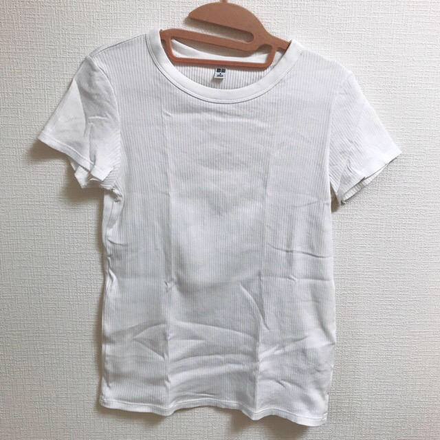 UNIQLO(ユニクロ)の【美品】リブクルーネックＴシャツ・白Mサイズ レディースのトップス(Tシャツ(半袖/袖なし))の商品写真
