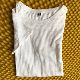 ユニクロ(UNIQLO)の【美品】リブクルーネックＴシャツ・白Mサイズ(Tシャツ(半袖/袖なし))