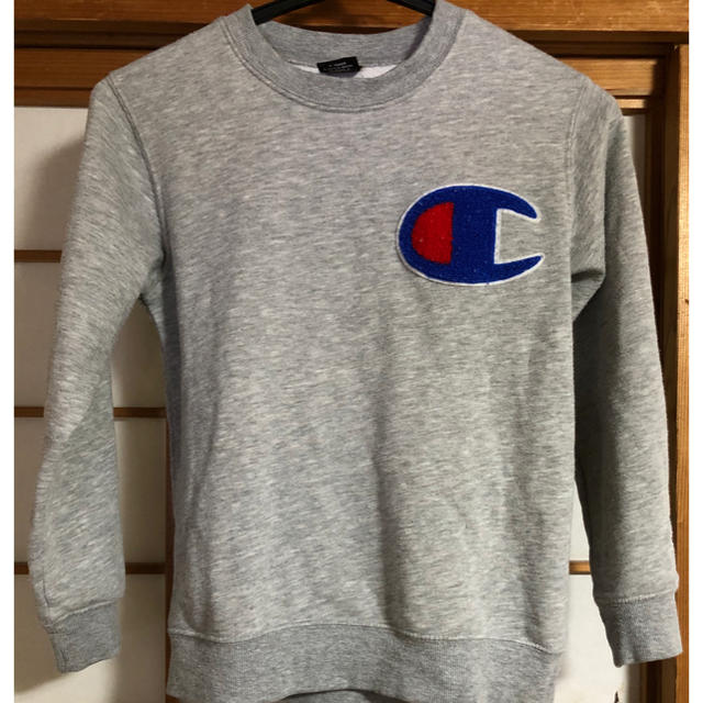 Champion(チャンピオン)の最終値下げ チャンピオン★トレーナー 140 キッズ/ベビー/マタニティのキッズ服女の子用(90cm~)(Tシャツ/カットソー)の商品写真