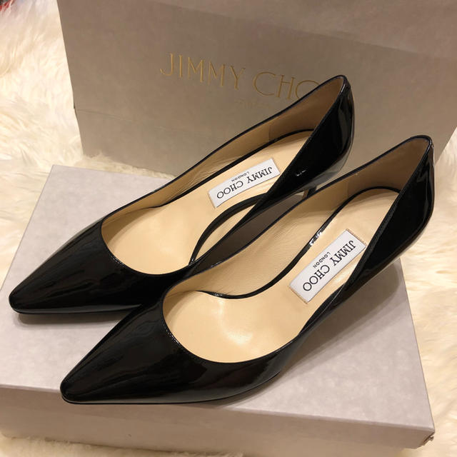 ランキング上位のプレゼント JIMMY CHOO ジミーチュウ 黒パンプス