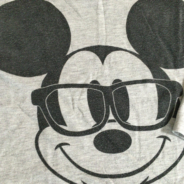 Disney(ディズニー)の☆ミッキー♡2枚目半額 レディースのトップス(Tシャツ(長袖/七分))の商品写真