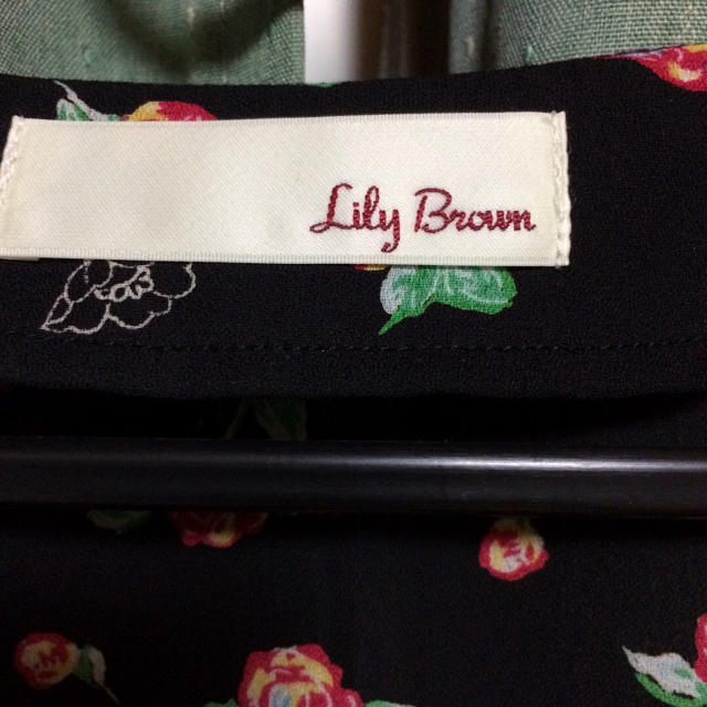 Lily Brown(リリーブラウン)の★リリーブラウン トップス レディースのトップス(シャツ/ブラウス(長袖/七分))の商品写真