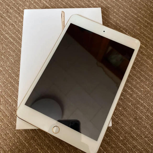 (即発送)iPad mini4 wi-fi 2015モデル　16GB