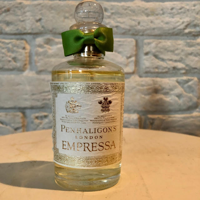 Penhaligon's(ペンハリガン)の【9割残】ペンハリガン　エンプレッサ　オードトワレ　100ml コスメ/美容の香水(香水(女性用))の商品写真