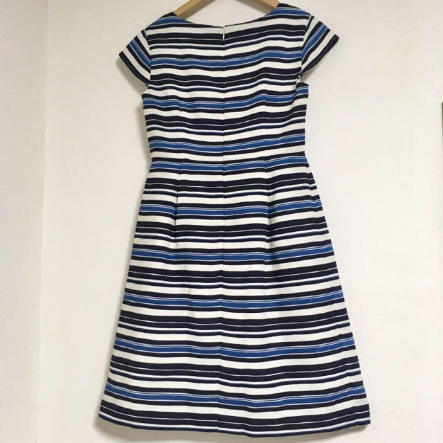 TALBOTS(タルボット)の【新品・未使用】タルボット              ボーダー ワンピース レディースのワンピース(ひざ丈ワンピース)の商品写真