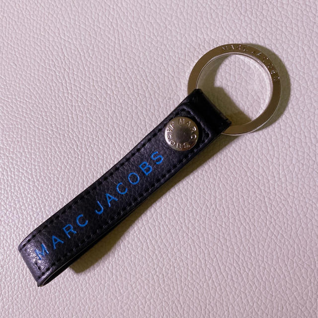 MARC JACOBS(マークジェイコブス)のMARC JACOBSコインケース　キーホルダー レディースのファッション小物(コインケース)の商品写真