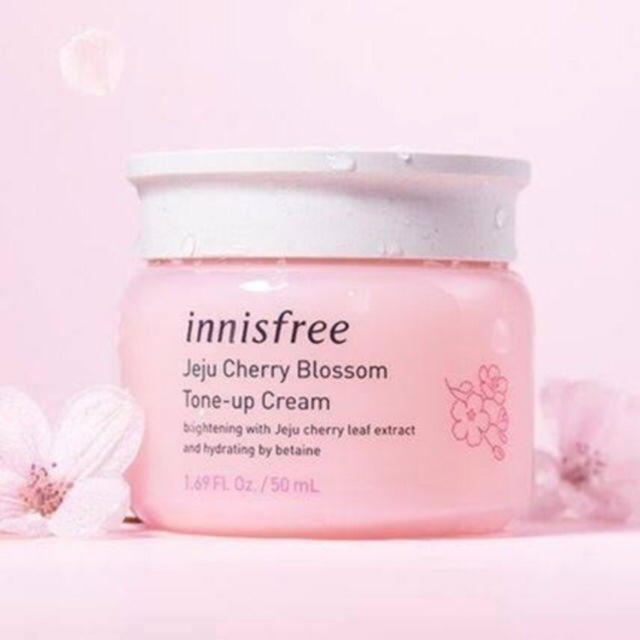 Innisfree(イニスフリー)のInnisfree 新品未開封 トーンアップクリームイニスフリー韓国コスメ コスメ/美容のベースメイク/化粧品(化粧下地)の商品写真