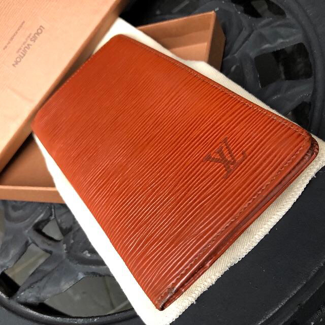 【売切れ.入荷待】LOUIS VUITTON エピ　ポルトカルト　ケニアブラウン