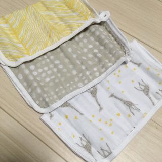 エイデンアンドアネイ(aden+anais)のaden by aden+anais モスリンウォッシュクロスセット3枚入り(その他)