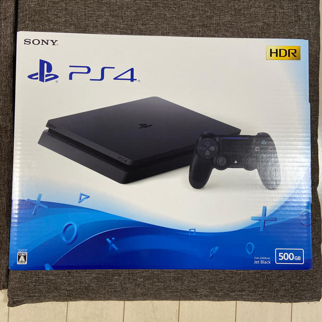 ps4 本体 新品（FF7リメイクとプロダクトコード類は無し）（手渡し可）