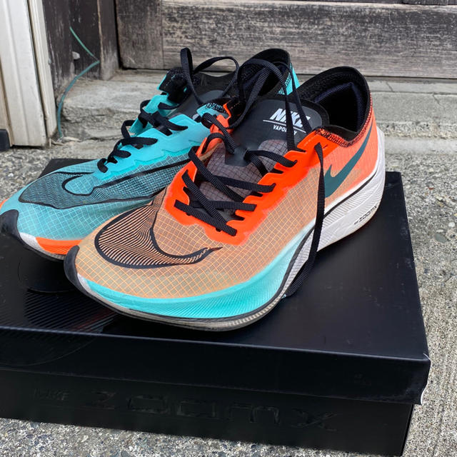 NIKE ヴェイパーフライNEXT%2 27cm-