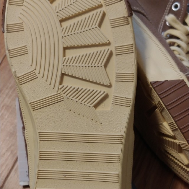 COLCHESTER と進撃の巨人スニーカー メンズの靴/シューズ(スニーカー)の商品写真