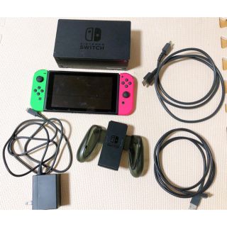 ニンテンドースイッチ(Nintendo Switch)の【中古】任天堂スイッチ　本体　付属品有り　外箱無し(家庭用ゲーム機本体)