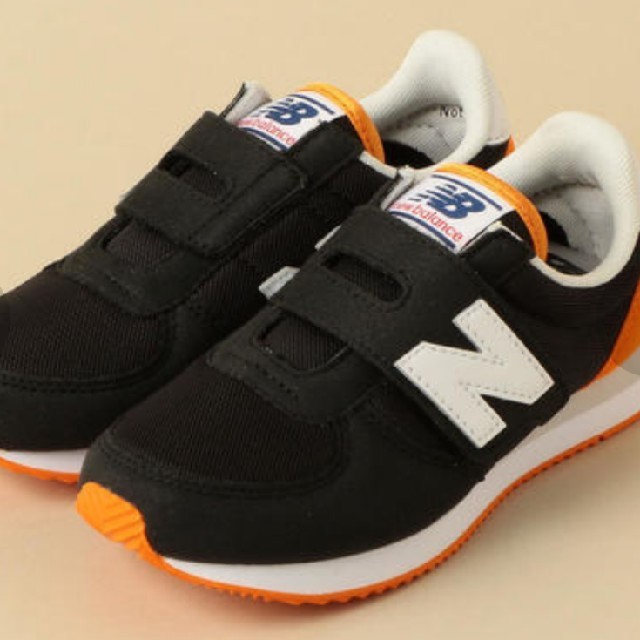 New Balance(ニューバランス)のキッズ　スニーカー　17cm ニューバランス キッズ/ベビー/マタニティのキッズ靴/シューズ(15cm~)(スニーカー)の商品写真