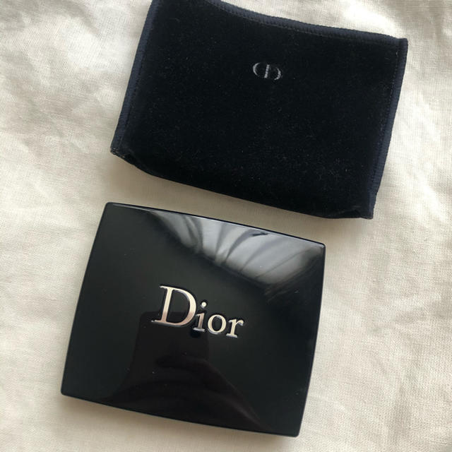 Dior(ディオール)のDIOR サンククール 539 VARIATION NUDE コスメ/美容のベースメイク/化粧品(アイシャドウ)の商品写真