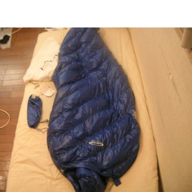 mont bell(モンベル)のモンベル　アルパインダウンハガー800 #5 美品 スポーツ/アウトドアのアウトドア(寝袋/寝具)の商品写真