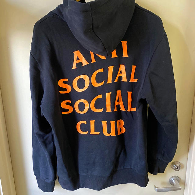 UNDEFEATED - ANTI SOCIAL SOCIAL CLUB ロゴパーカーの通販 by だい ...