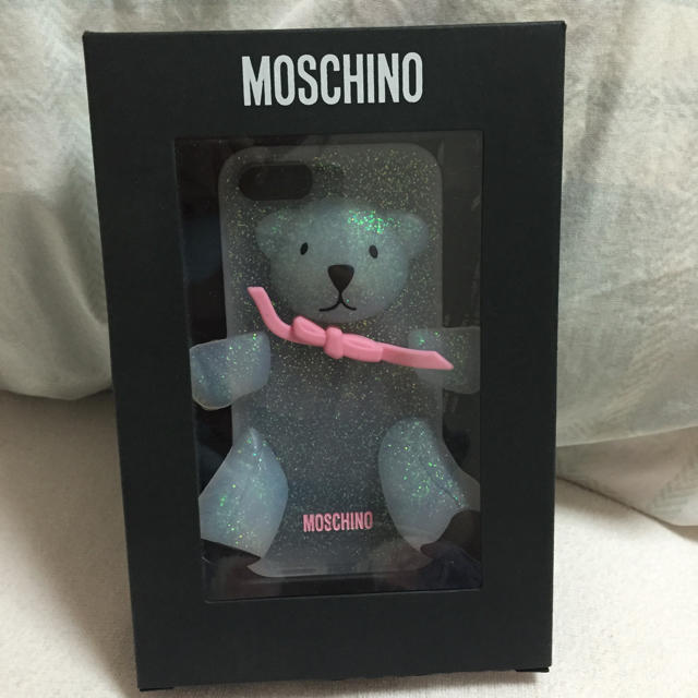 MOSCHINO(モスキーノ)の【値下げしました】iPhone5ケース レディースのファッション小物(その他)の商品写真