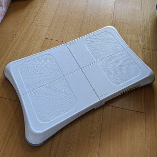 ニンテンドウ(任天堂)の任天堂☆ニンテンドー☆Wii Fit Wii☆ウィーフィット☆中古品(家庭用ゲームソフト)