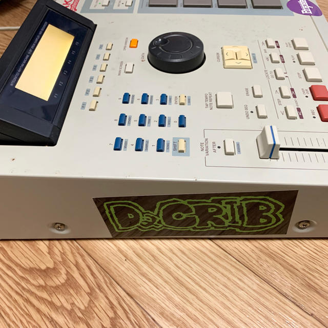 格安　AKAI MPC2000XL 楽器のレコーディング/PA機器(その他)の商品写真