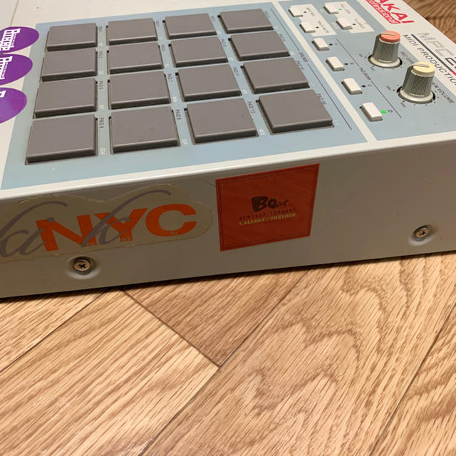 格安　AKAI MPC2000XL 楽器のレコーディング/PA機器(その他)の商品写真