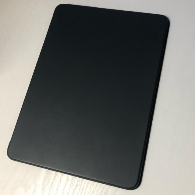 スマホ/家電/カメラiPad Pro Smart Keyboard Folio 11インチ