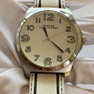 マークバイマークジェイコブス(MARC BY MARC JACOBS)のマークバイマークジェイコブス　mbm1230 白　ホワイト　腕時計　電池交換済み(腕時計(アナログ))